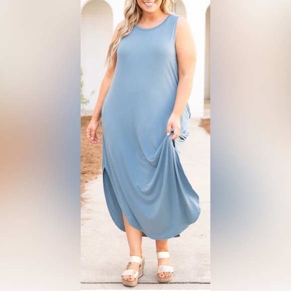 Zenana Outfitters Dresses & Skirts - Zenana Navy Maxi Sleeveless Dress 2X NWOT